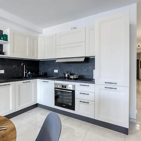 アパート Waterfront 3br Home, With Private Balcony In Xemxija By 360 Estates