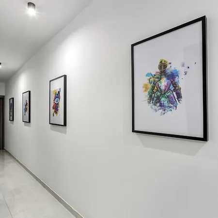 شقة Waterfront 3br Home, With Private Balcony In Xemxija By 360 Estates خليج سانت بول