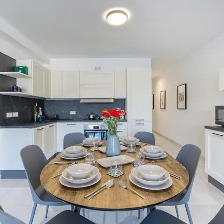 Waterfront 3br Home, With Private Balcony In Xemxija By 360 Estates Apartment *